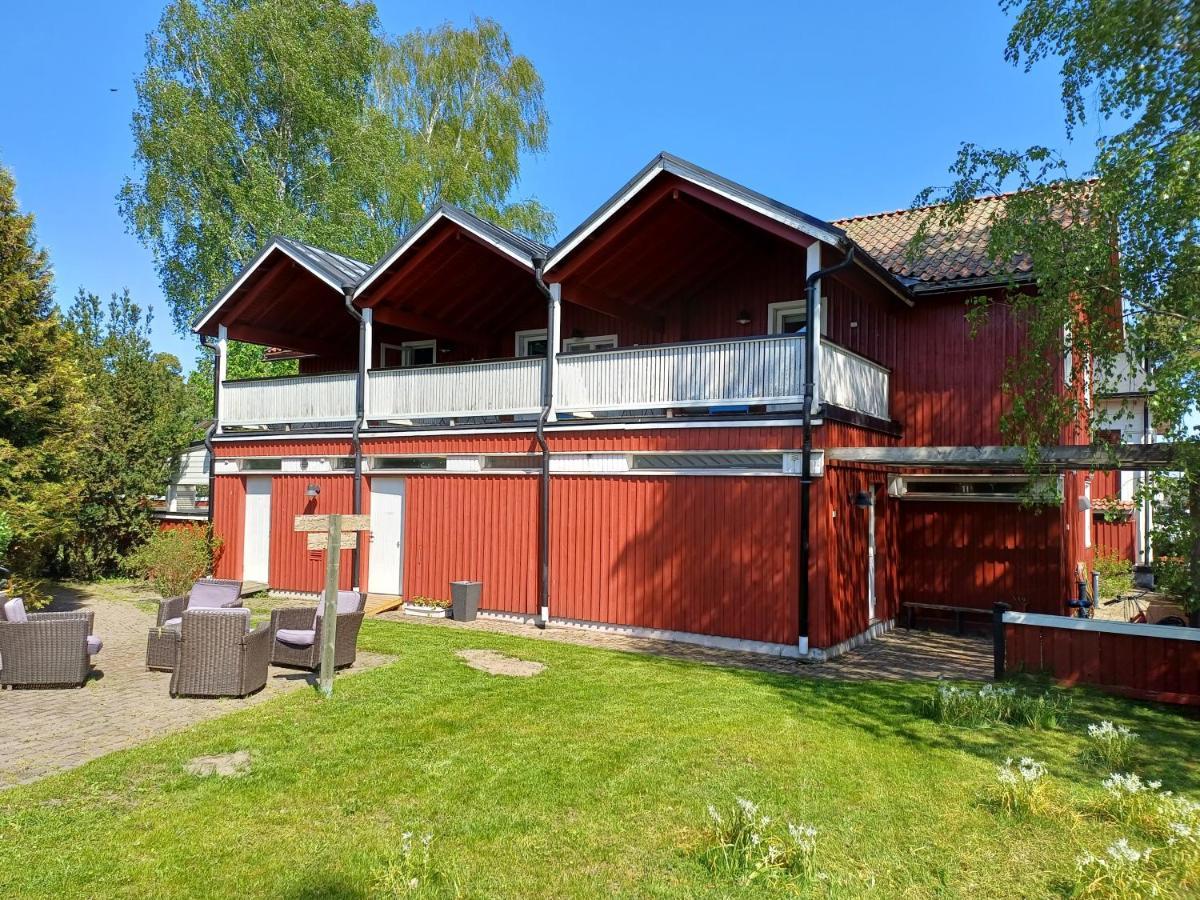 Hotel Strandbo Nauvo Exterior photo
