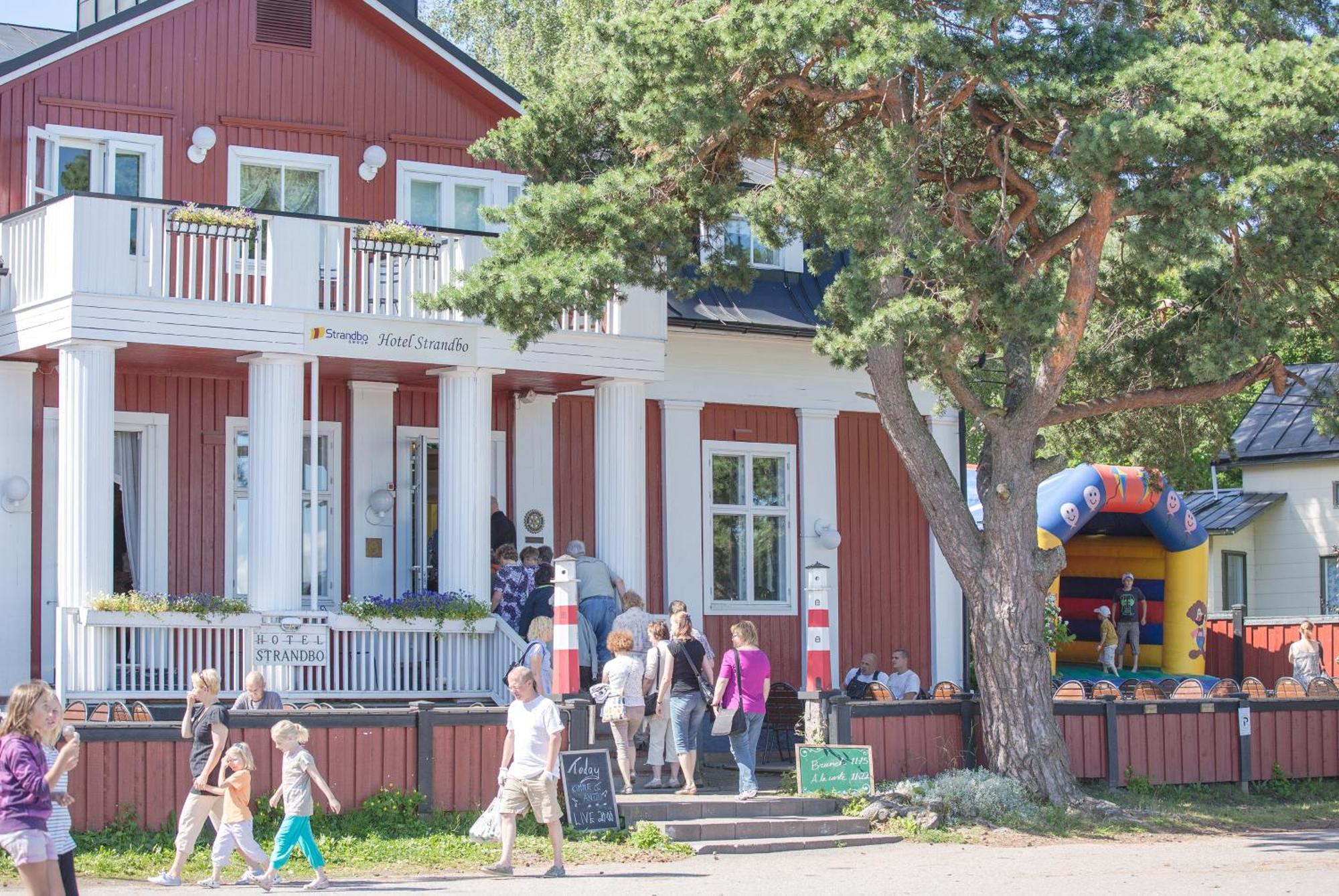 Hotel Strandbo Nauvo Exterior photo