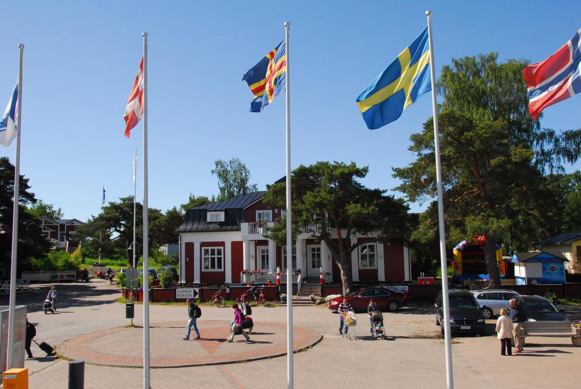 Hotel Strandbo Nauvo Exterior photo
