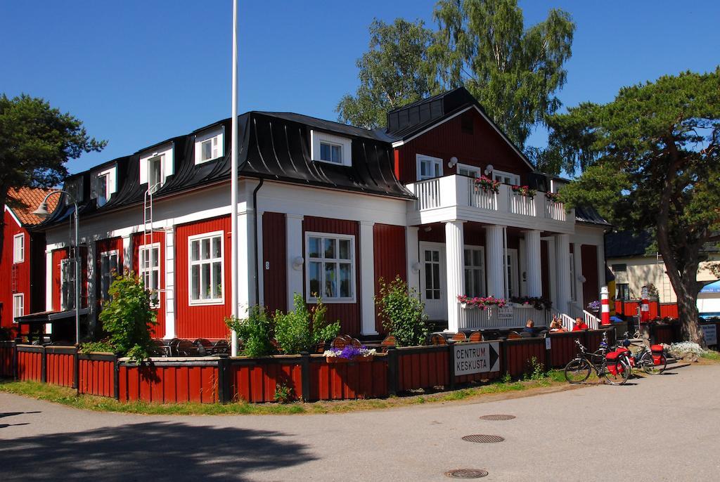 Hotel Strandbo Nauvo Exterior photo